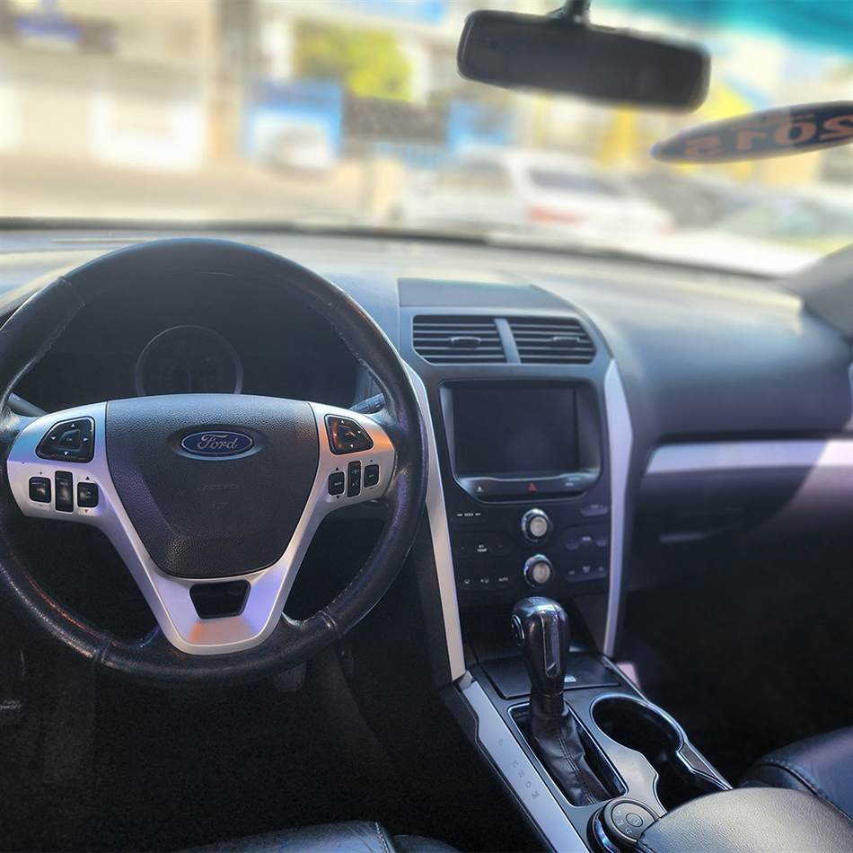 Ford Explorer XLT 4WD 2015