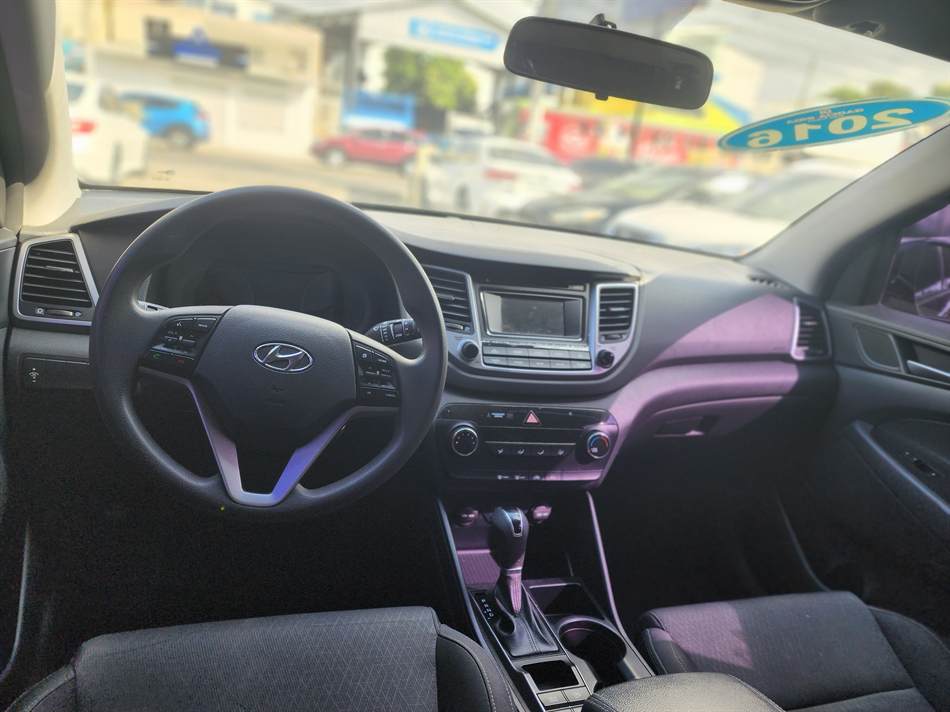 Hyundai Tucson SE 2016