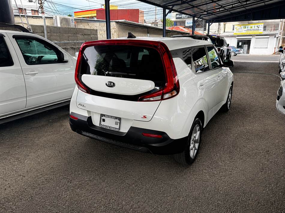 Kia Soul S 2021