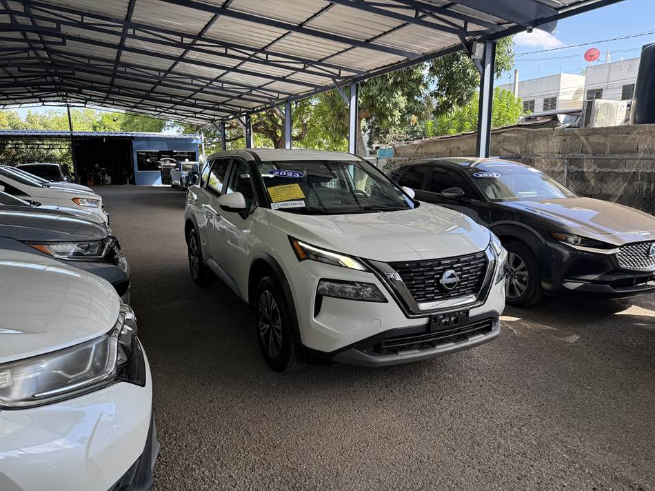 Nissan Rogue SV 2023