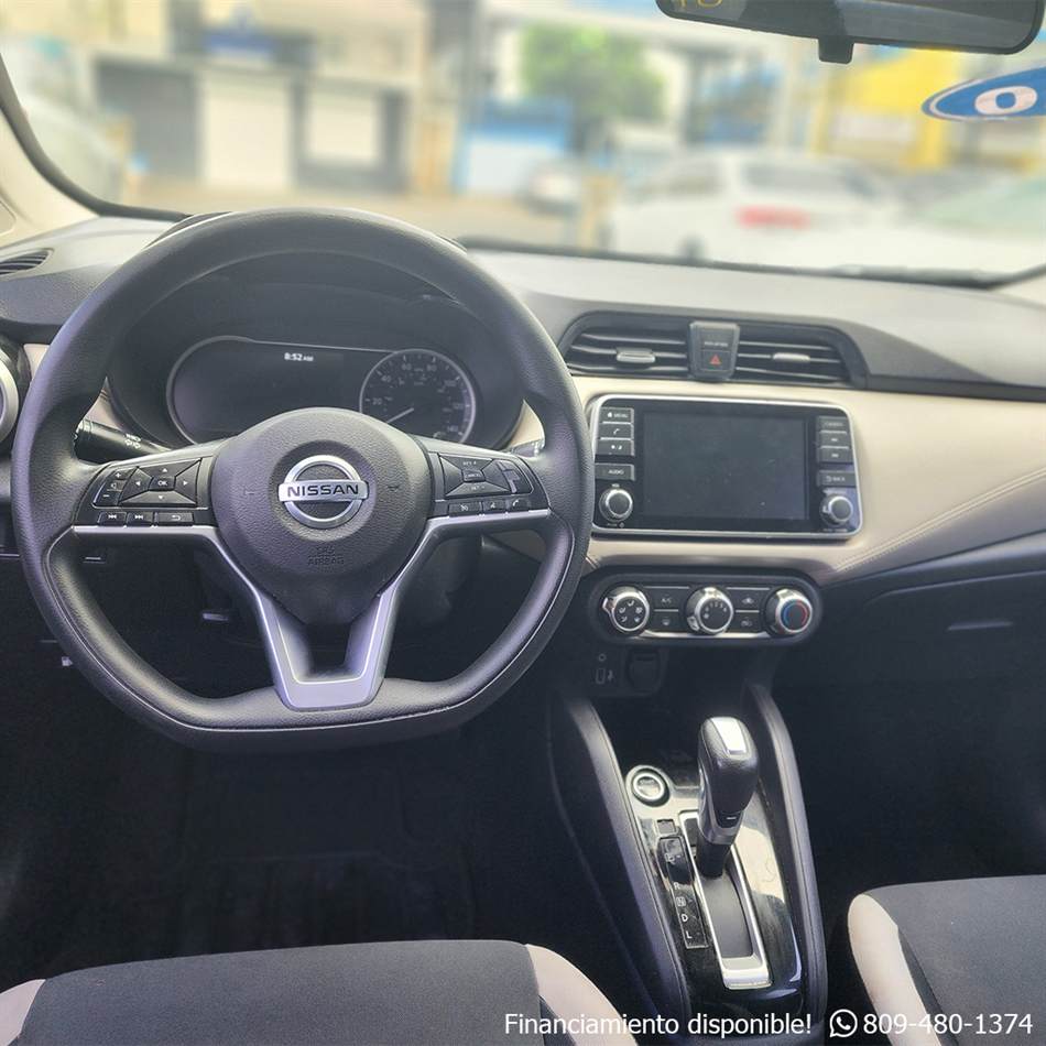 Nissan Versa SV 2020