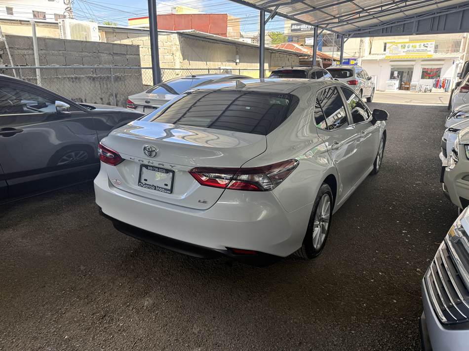 Toyota Camry LE 2022
