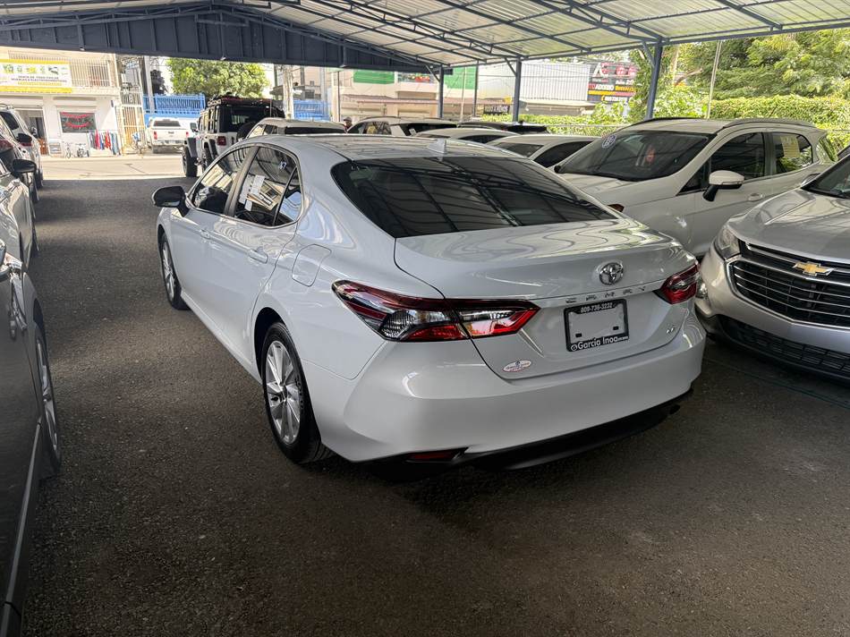 Toyota Camry LE 2022