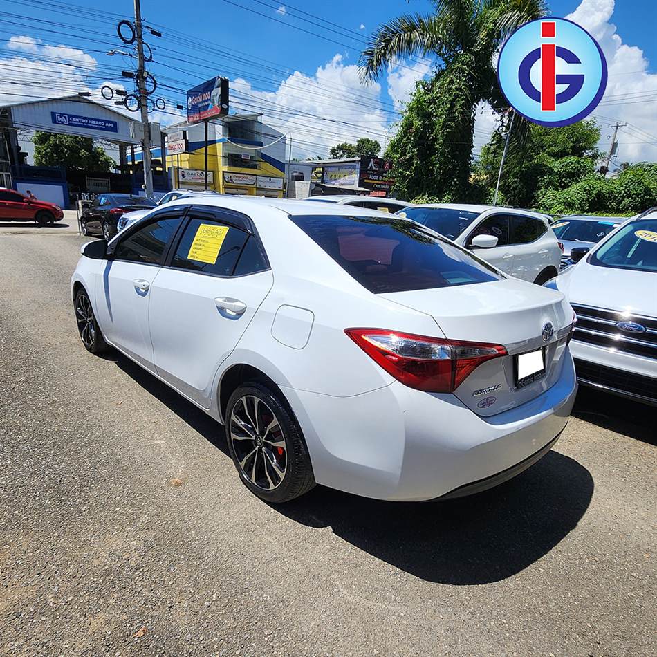 Toyota Corolla L 2015