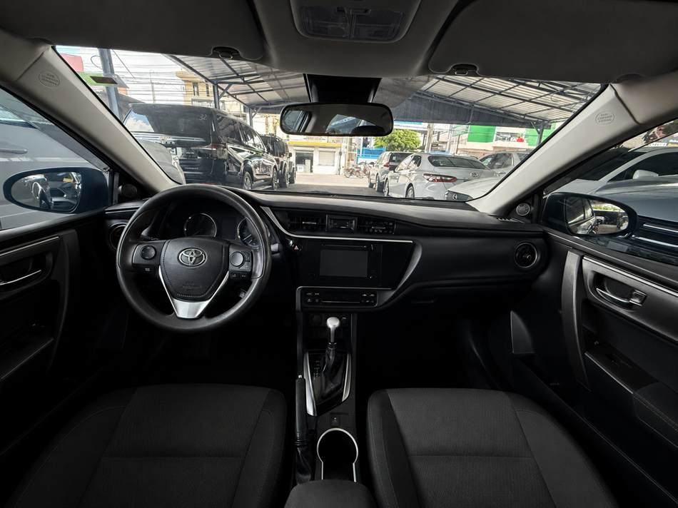 Toyota Corolla LE 2018