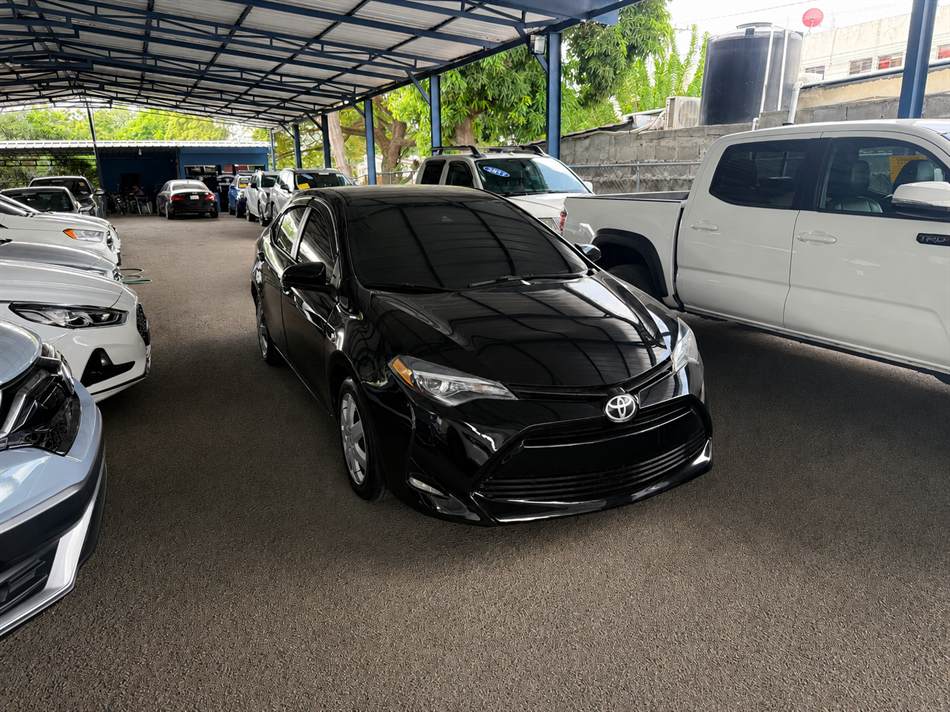 Toyota Corolla LE 2018