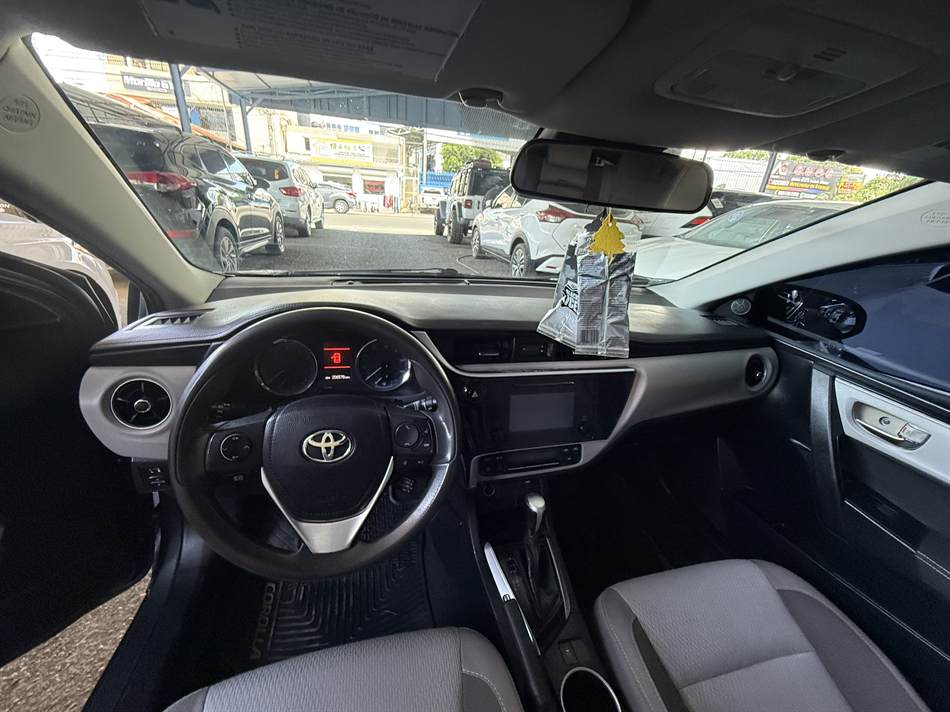 Toyota Corolla LE 2018