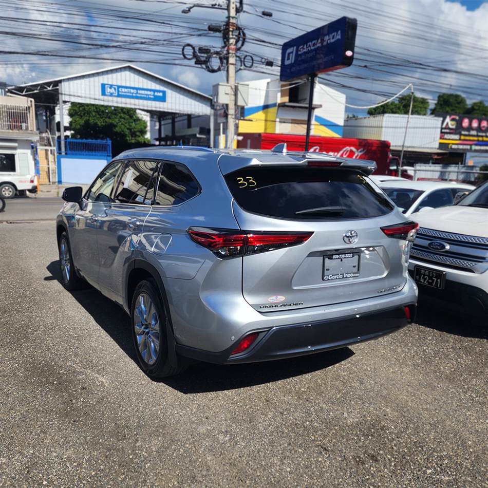 Toyota Highlander Limited 2022
