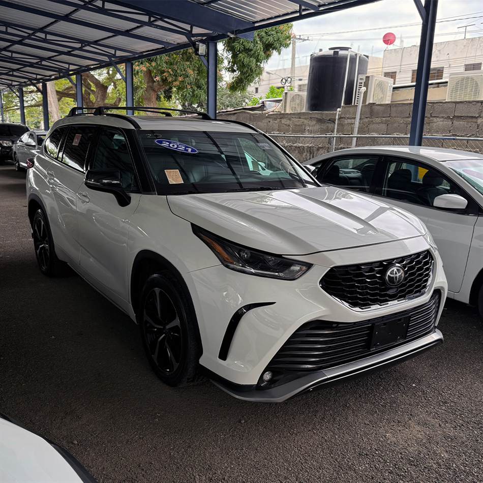 Toyota Highlander XSE 2021